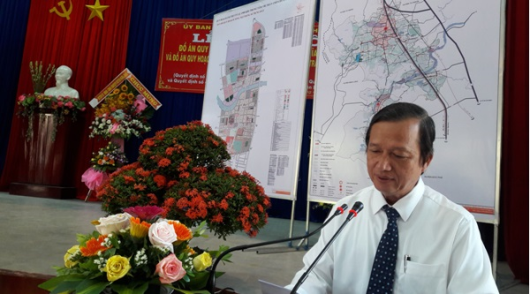 Tỉnh ủy viên, Bí thư Huyện ủy, Chủ tịch UBND huyện Phan Bình phát biểu tại buổi lễ